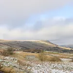 The Hayloft At Tennant Barn * Skipton